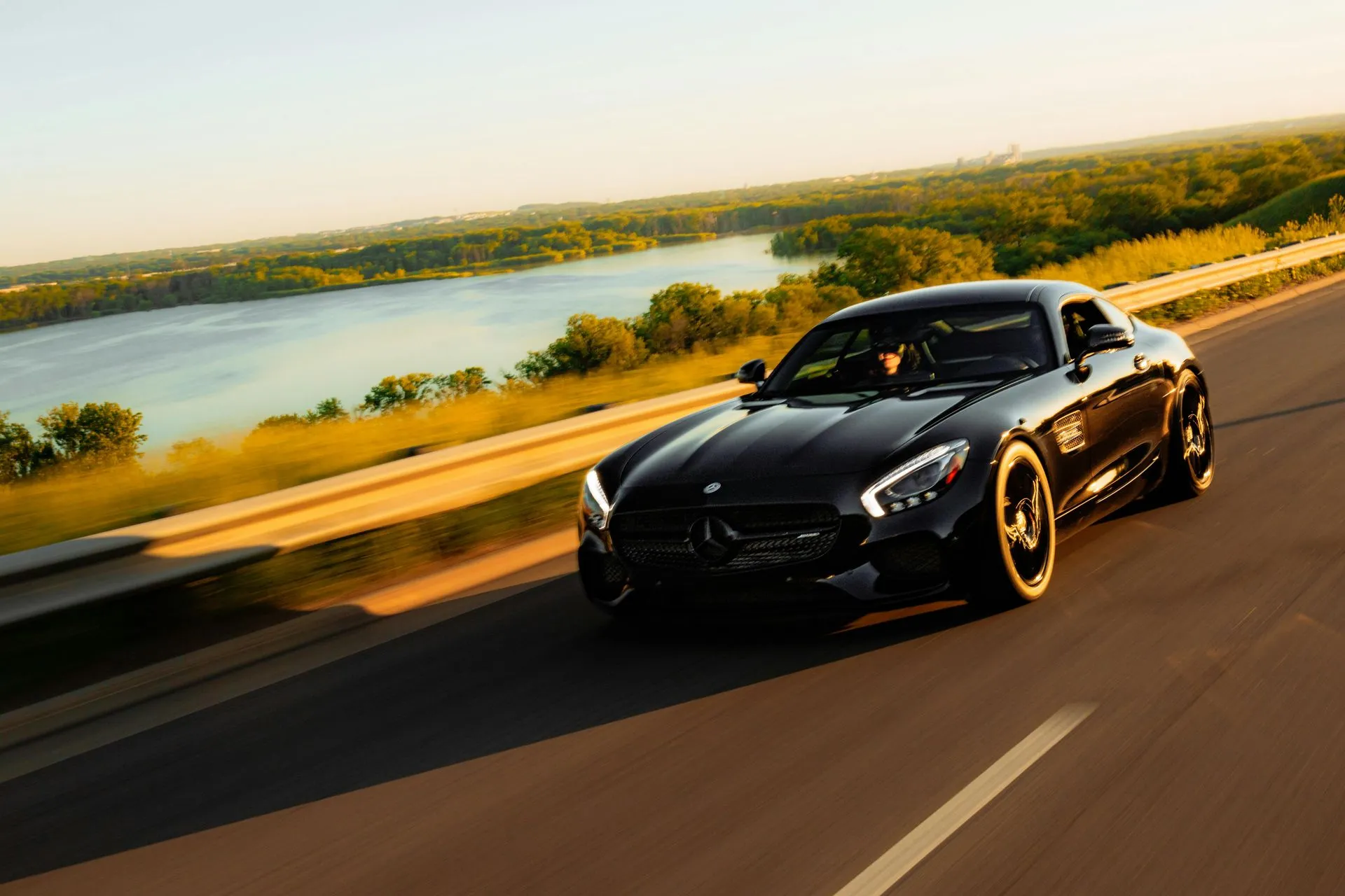 Executive car rental in Cleveland, OH